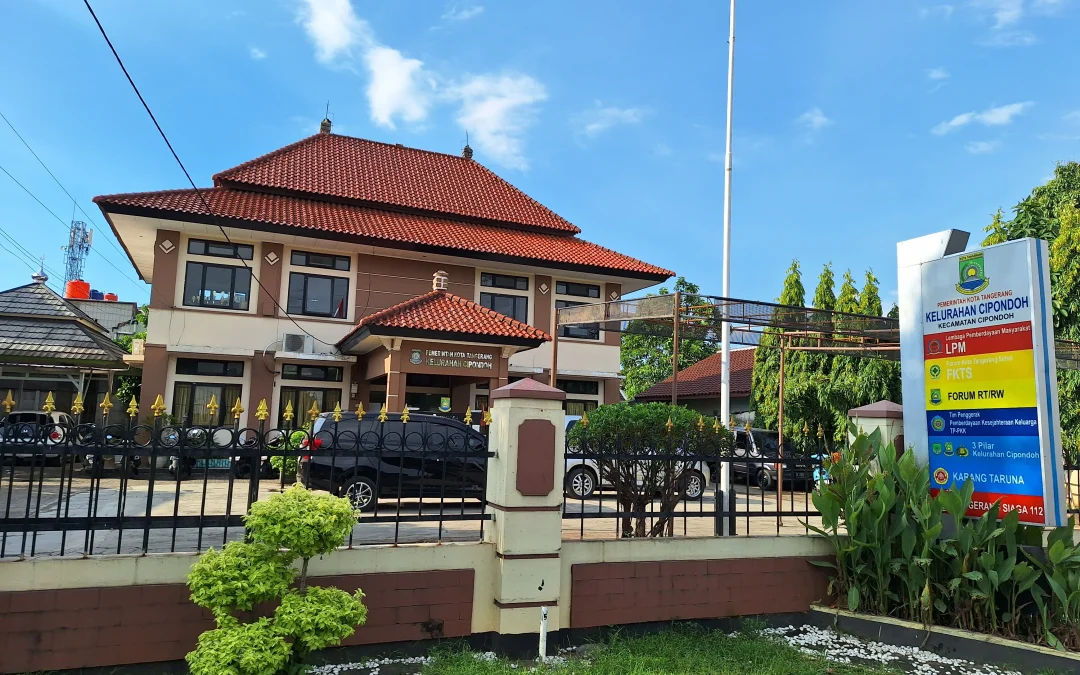 Cluster Modern Wilayah Cipondoh