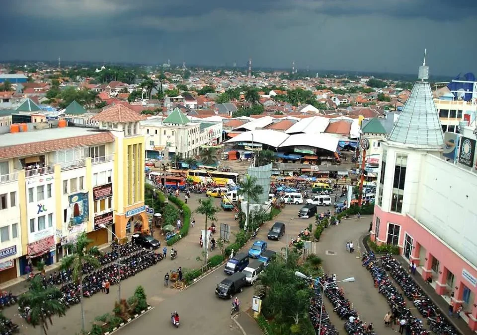 Rumah untuk Berusaha di Tangerang Selatan