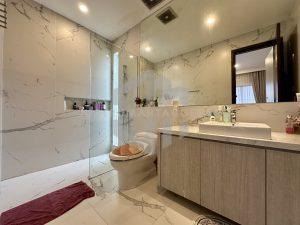 Jual-Rumah Bagus De Park Cluster Heliconia - BSD City