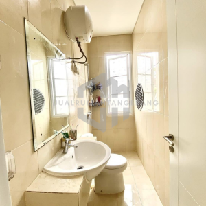 dijual rumah semi furnished bsd city