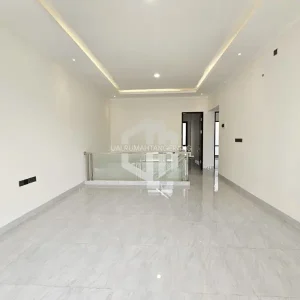 rumah 5 kamar