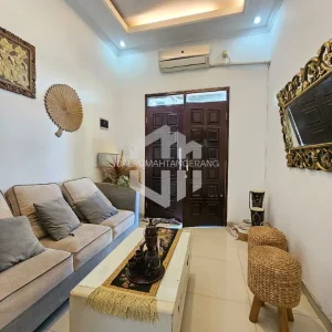 rumah seharga 2 miliar